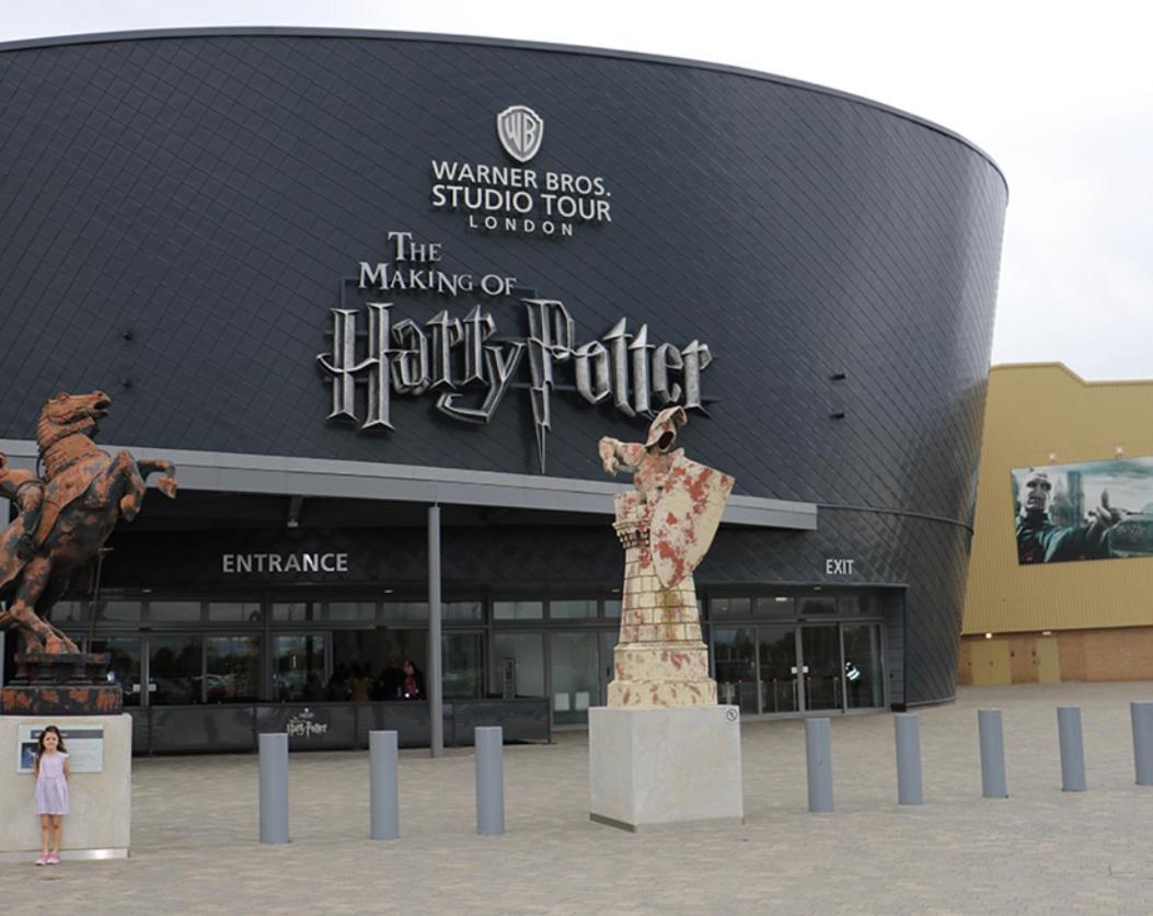 Warner Brothers Apartment Watford  Kültér fotó